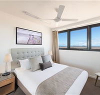 Direct Hotels - Pacific Sands - Accommodation in Brisbane