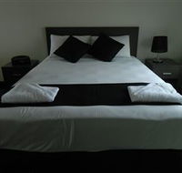 Dooleys Tavern and Motel Capella - Accommodation in Brisbane