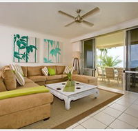 Lagoon 102 - The Beach Shack - Accommodation in Brisbane