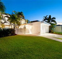 The Waterfront House - Accommodation in Brisbane