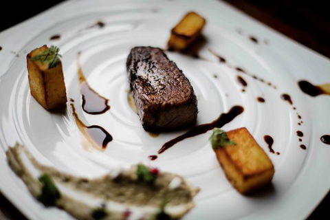The Grande Hotel And Restaurant - Accommodation in Brisbane 4