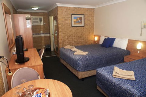 Forest Lodge Motor Inn And Restaurant - Accommodation in Brisbane 2