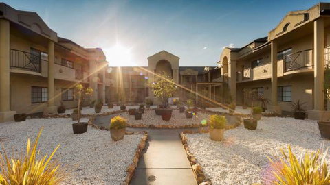 Parklands Hotel And Apartments - Accommodation in Brisbane 0