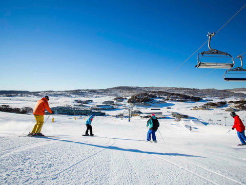 The Coachman Ski Lodge - Accommodation in Brisbane 0