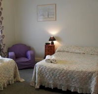 Aaron Cottage - Accommodation in Brisbane
