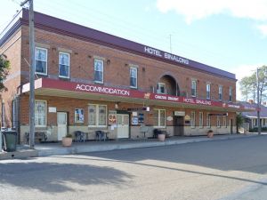 Binalong Hotel - Accommodation in Brisbane 0