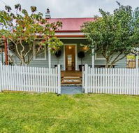 Hindmarsh Park Holiday Cottage - Accommodation in Brisbane