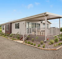 The Lake House Rothbury - Accommodation in Brisbane