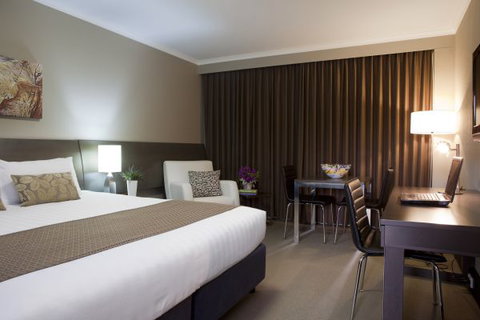 Pavilion On Northbourne - Accommodation in Brisbane 1