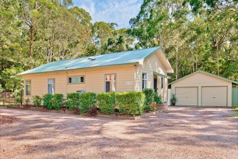 The Francis Retreat - Accommodation in Brisbane 9
