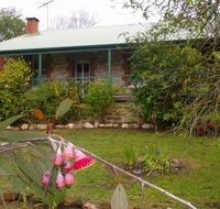 Naimanya Cottage - Accommodation in Brisbane