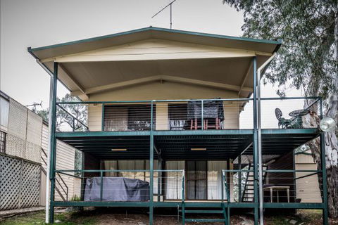 River Shack Rentals - Living The Dream - Accommodation in Brisbane 2