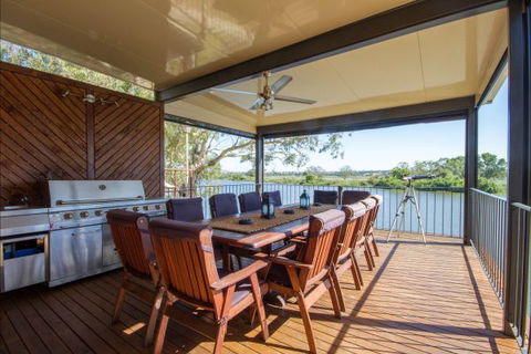 River Shack Rentals - Living The Dream - Accommodation in Brisbane 48