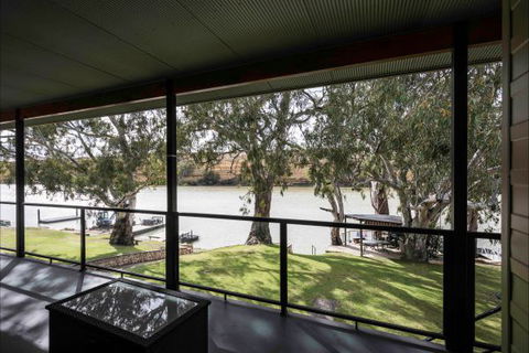 River Shack Rentals - Living The Dream - Accommodation in Brisbane 37