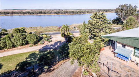 River Shack Rentals - Living The Dream - Accommodation in Brisbane 63