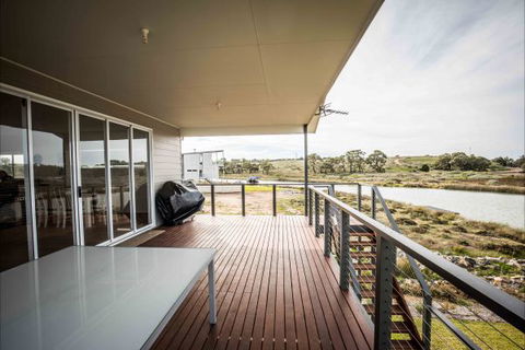 River Shack Rentals - Living The Dream - Accommodation in Brisbane 117