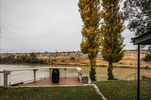River Shack Rentals - Living The Dream - Accommodation in Brisbane 73