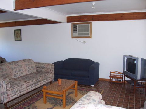 Century 21 SouthCoast: Silver Sands - Accommodation in Brisbane 3
