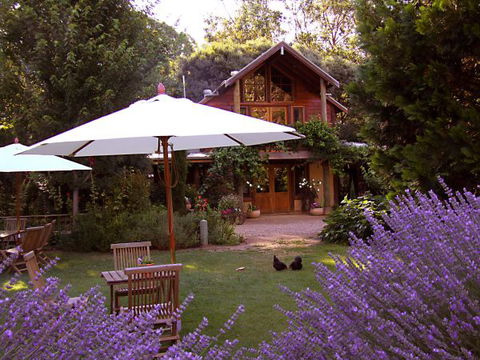 Lavender Hue - Accommodation in Brisbane 0