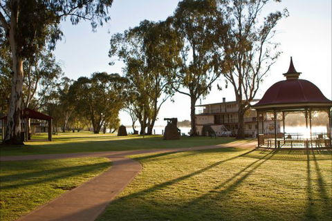 River Shack Rentals - Living The Dream - Accommodation in Brisbane 80