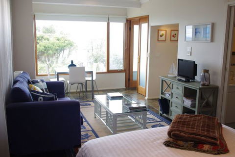 Beach Views Lorne - Accommodation in Brisbane 2