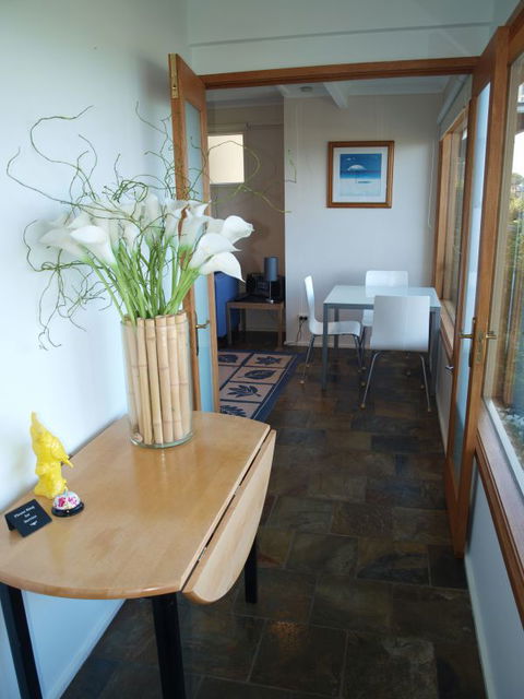 Beach Views Lorne - Accommodation in Brisbane 6