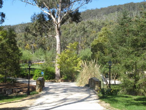 Mirkwood Forest Self-Contained Spa Cottages - Accommodation in Brisbane 4