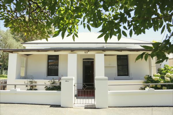 Orange NSW Accommodation in Brisbane