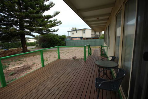 LJ Hooker Goolwa Holiday Rentals - 42 Underwood Avenue, Goolwa Beach - Accommodation in Brisbane 15