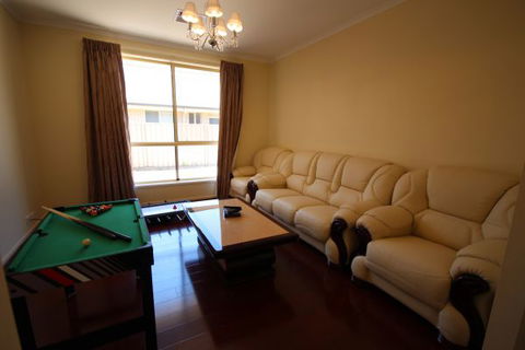 LJ Hooker Goolwa Holiday Rentals - 42 Underwood Avenue, Goolwa Beach - Accommodation in Brisbane 17