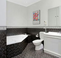 Merton Manor Exclusive Bed and Breakfast - Accommodation in Brisbane