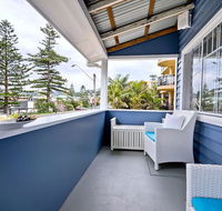 Driftwood Beach House - Accommodation in Brisbane