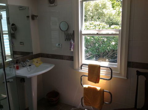 Five Ways B And B - Accommodation in Brisbane 1