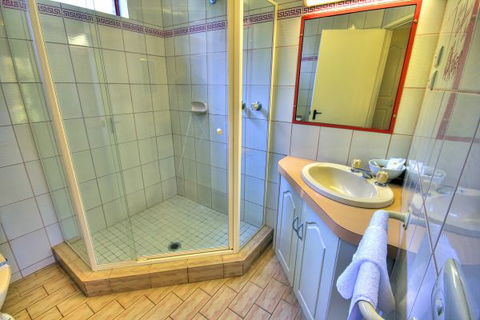 Lorne Coachman Inn - Accommodation in Brisbane 3