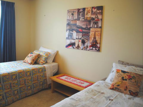 North East Stays - Accommodation in Brisbane 9