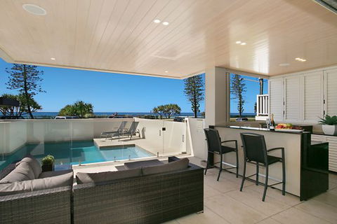 Oceans 74 - An Elite Holiday Home - Accommodation in Brisbane 28