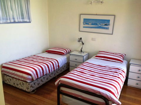 The Beach House - Accommodation in Brisbane 10