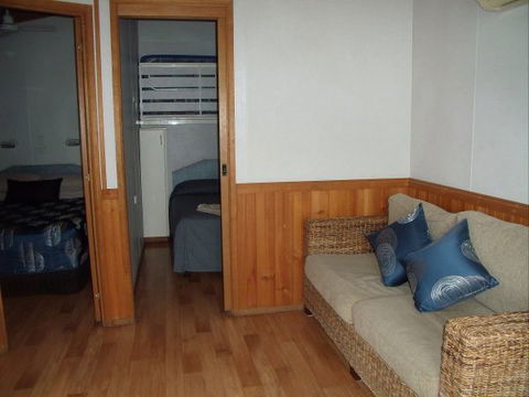 Elliston Waterloo Bay Tourist Park - Accommodation in Brisbane 7