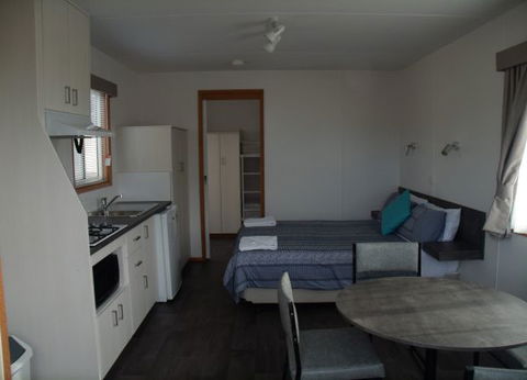 Lake Colac Caravan Park - Accommodation in Brisbane 5