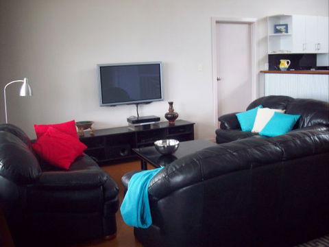 Top Deck Marion Bay - Accommodation in Brisbane 5
