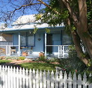 Penny's Cottage - Accommodation in Brisbane