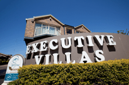 Jesmond Executive Villas - Accommodation in Brisbane