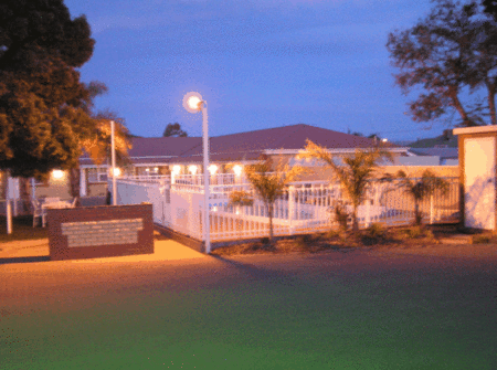Charles Rasp Motor Inn and Cottages - Accommodation in Brisbane
