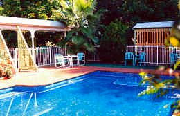Barrasss John Bright Motor Inn - Accommodation in Brisbane 0