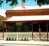 Heritage Cottage - Accommodation in Brisbane