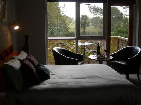 Lyndoch Hill Retreat - Accommodation in Brisbane 1