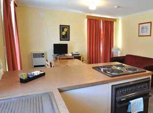 Alanvale Apartments & Motor Inn - Accommodation in Brisbane 4