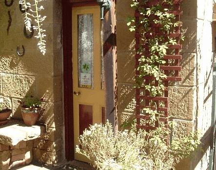 Hamilton Old School House Cottages - Accommodation in Brisbane 3