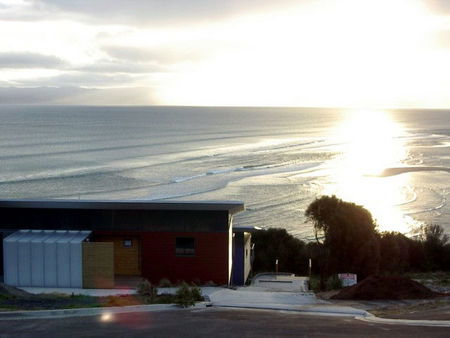 Freycinet Beach Apartments - Accommodation in Brisbane 0