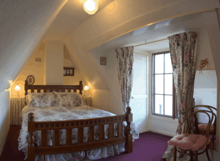 Barrack Street Colonial Cottage - thumb 1